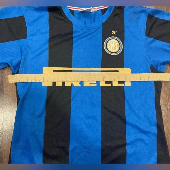 Inter Milan 08’ 09’ Football Soccer Jersey - Picture 5 of 7